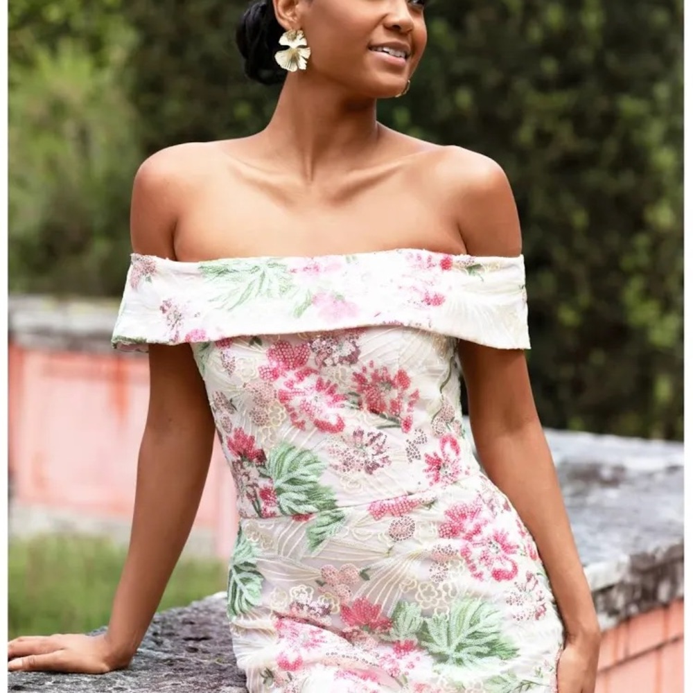 Xscape Blush and Green Floral Maxi Dress - Picture 13 of 13